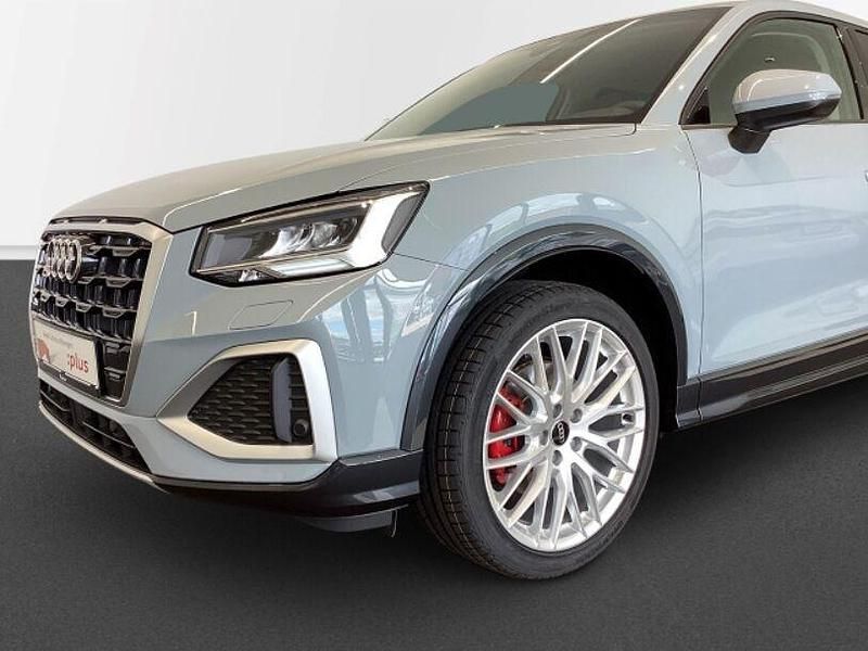 Gebraucht Audi Q2 Advanced Plus 150 PS (110 kW) 2024 Pfeilgrau perleffekt SUV