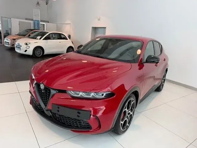 Gebraucht Alfa Romeo Tonale Veloce 160 PS (117 kW) 2022 Rot SUV