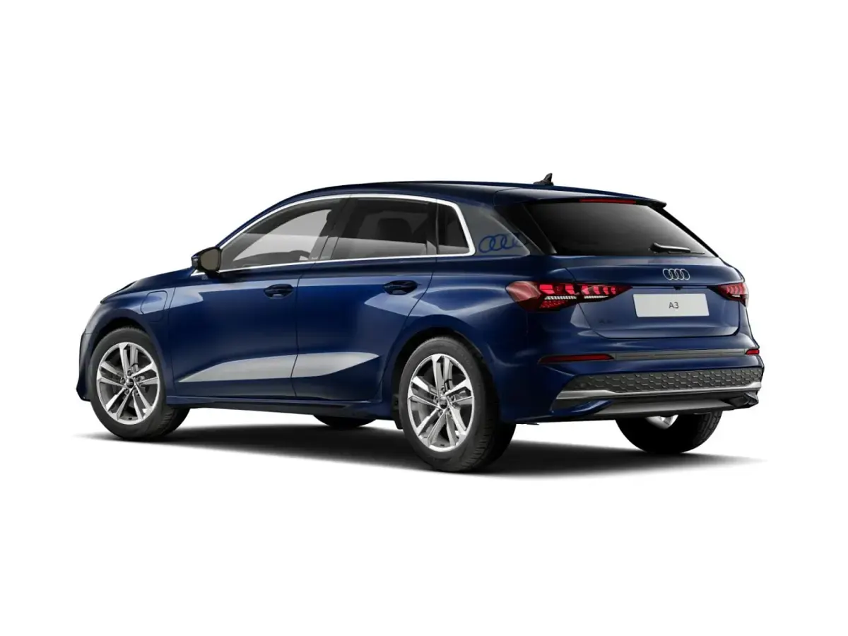 Usata Audi A3 Sportback e-tron Advanced 204 CV (150 kW) 2025 Blu Utilitaria