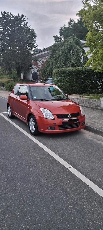Orange Gebraucht 2006 Suzuki Swift Kleinwagen | 1.900 € (Fairer Preis) - Bild 1/4