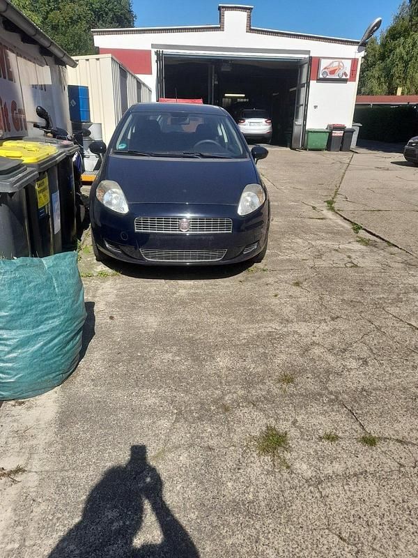 Gebraucht 2009 Fiat Punto Kleinwagen | 2.990 € (Teuer) - Bild 1/1