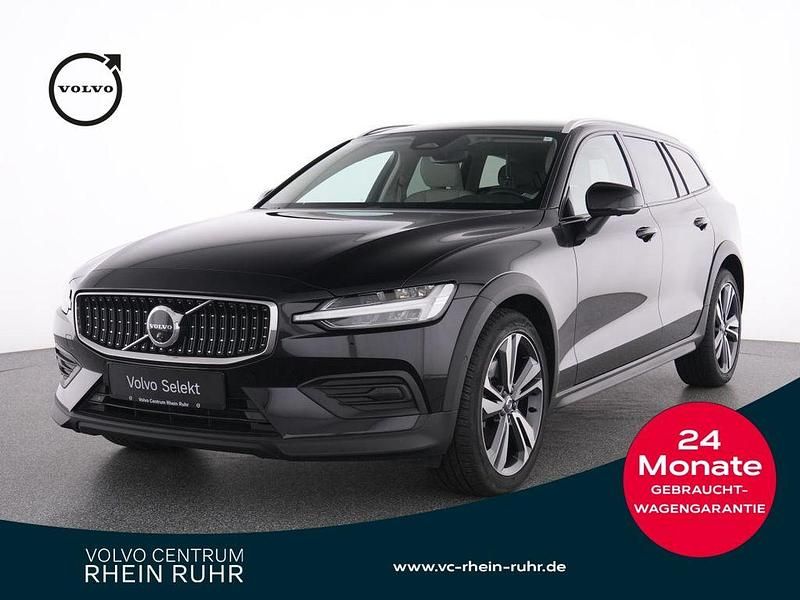 Schwarz Gebraucht 2023 Volvo V60 CC Plus Kombi | 37.890 € (Fairer Preis) - Bild 1/4