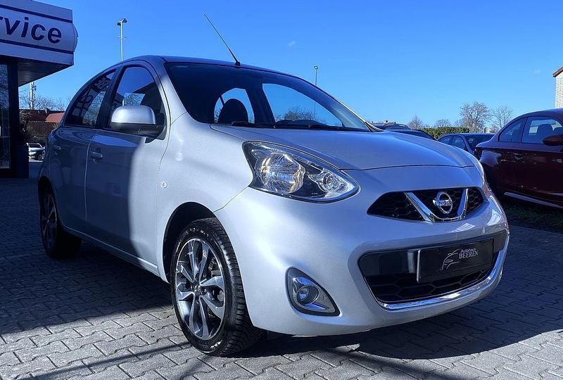 Gebraucht Nissan Micra Acenta 80 PS (58 kW) 2016 Silber Kleinwagen