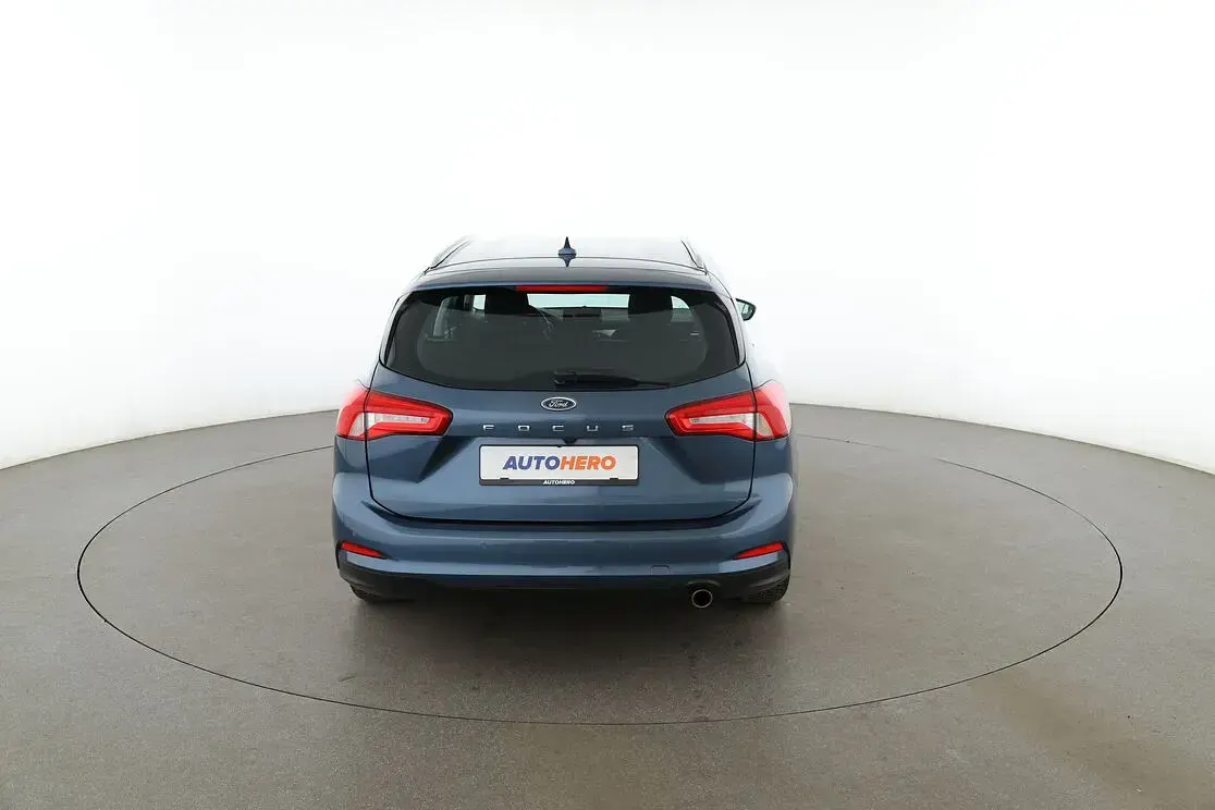 Gebraucht Ford Focus Cool & Connect 101 PS (74 kW) 2020 Blau Kombi