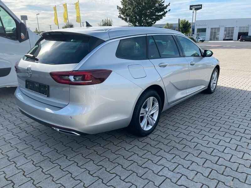 Gebraucht Opel Insignia Elegance 174 PS (127 kW) 2021 Silber Kombi