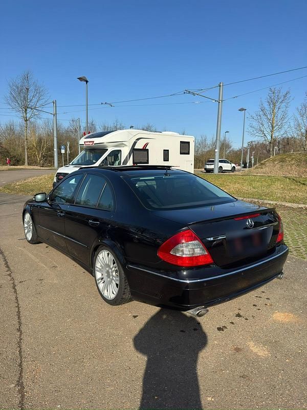 Gebraucht Mercedes E420 314 PS (230 kW) 2008 Schwarz Limousine