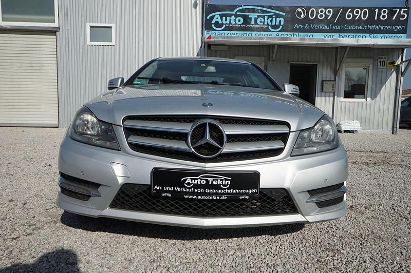 Gebraucht Mercedes C220 170 PS (125 kW) 2012 Silber Coupé