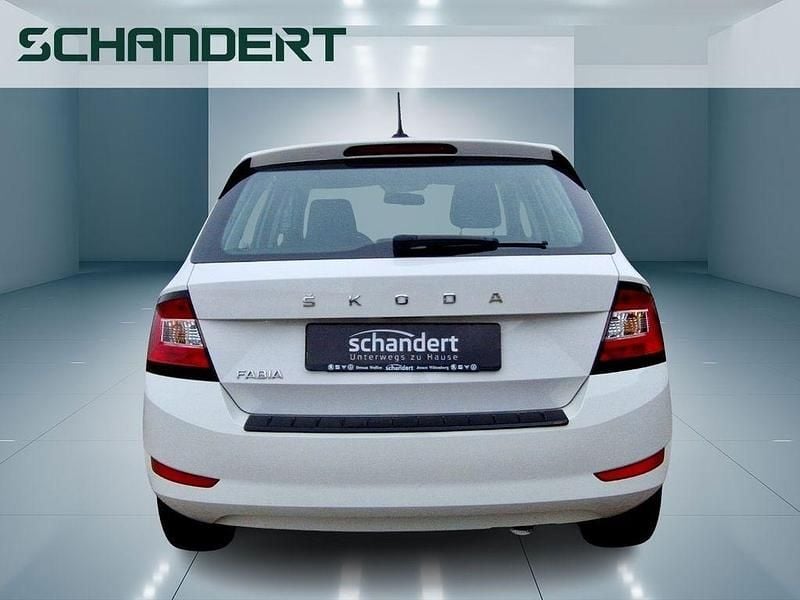 Gebraucht Skoda Fabia 60 PS (44 kW) 2021 Candyweiss Limousine