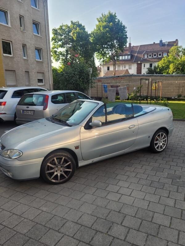 Silber Gebraucht 2002 Renault Mégane Cabriolet Cabrio | 1.150 € (Fairer Preis) - Bild 1/4
