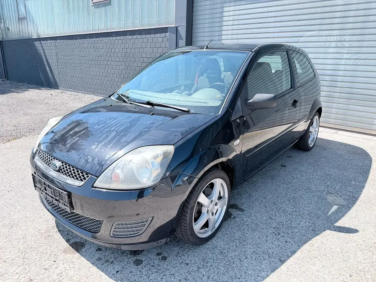 Gebraucht Ford Fiesta 60 PS (44 kW) 2005 Schwarz Kleinwagen