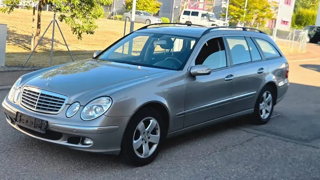 Gebraucht Mercedes E280 Elegance 177 PS (130 kW) 2005 Silber Limousine