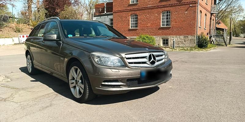 Gebraucht Mercedes C250 204 PS (150 kW) 2010 Grau Kombi