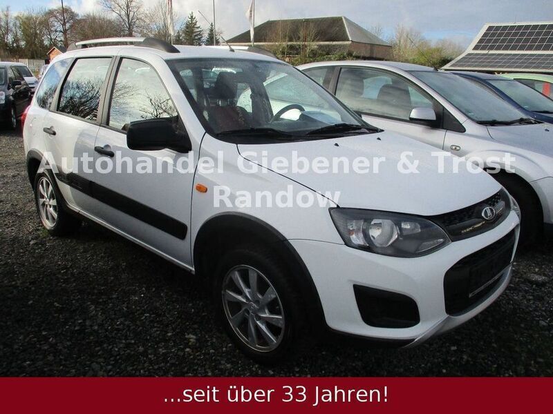 Weiß Gebraucht 2016 Lada Kalina Kleinwagen | 5.990 € - Bild 1/4