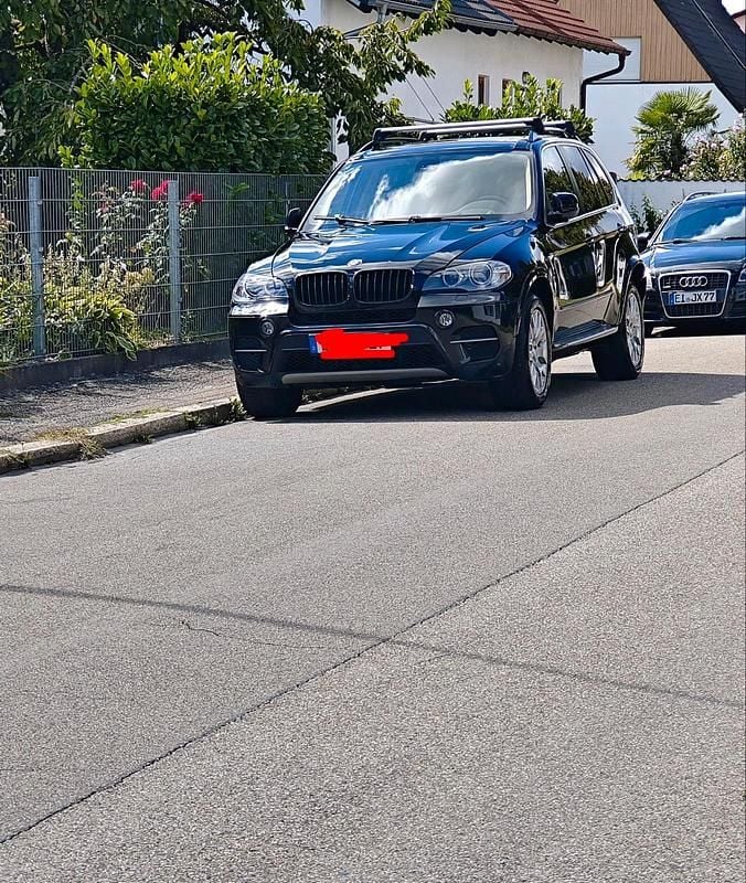 Beige Gebraucht 2010 BMW X5 SUV | 17.500 € - Bild 1/4