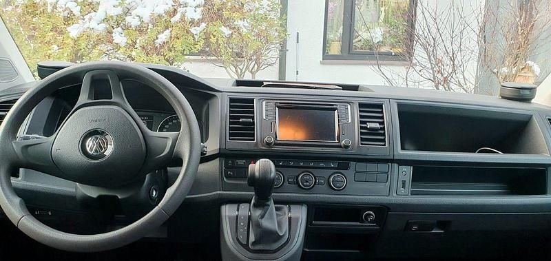 Gebraucht VW T6 150 PS (110 kW) 2018 Gold Van