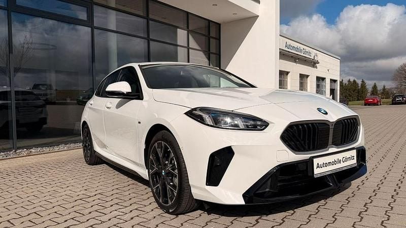 Gebraucht BMW 120 Shadowline 170 PS (125 kW) 2025 Weiß Kleinwagen