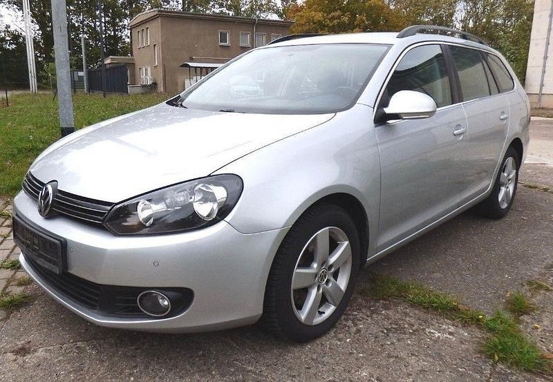 Silber Gebraucht 2012 VW Golf VI Kombi | 7.999 € (Etwas zu teuer) - Bild 1/1