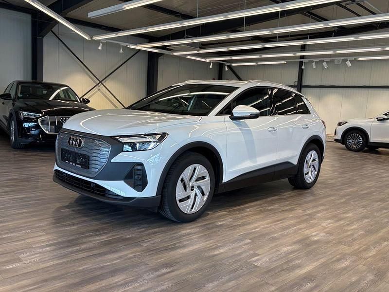 Gletscherweiss Gebraucht 2023 Audi Q4 e-tron SUV | 23.350 € (Superpreis) - Bild 1/4