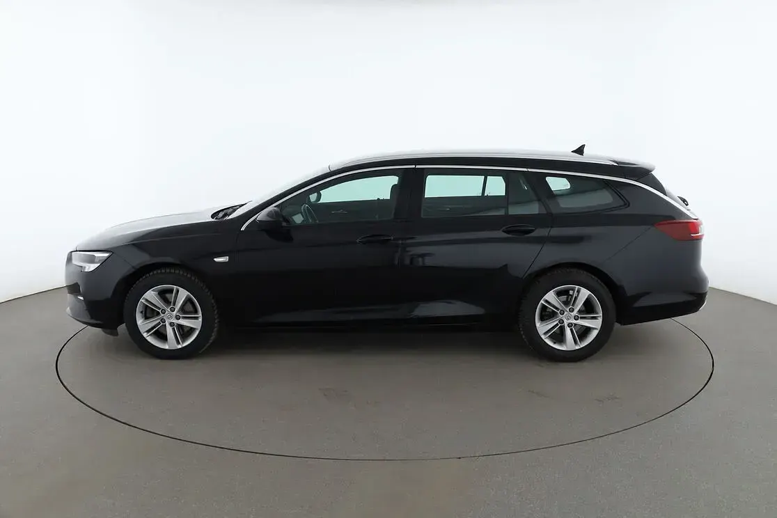 Gebraucht Opel Insignia Elegance 174 PS (127 kW) 2022 Schwarz Kombi