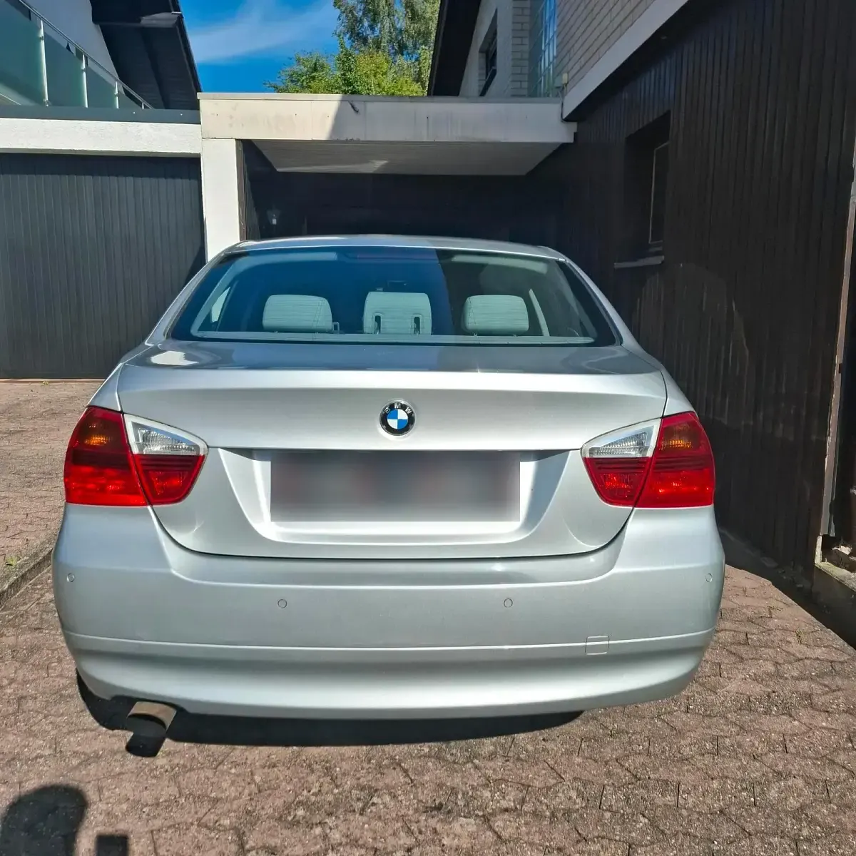 Gebraucht BMW 320 150 PS (110 kW) 2006 Silber Limousine