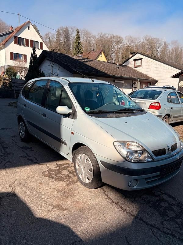 Gebraucht Renault Scénic 113 PS (83 kW) 2003 Silber Van / Kleinbus