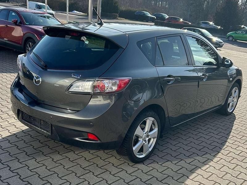 Gebraucht Mazda 3 Kenko 105 PS (77 kW) 2013 Graphite mc / black mc Kleinwagen