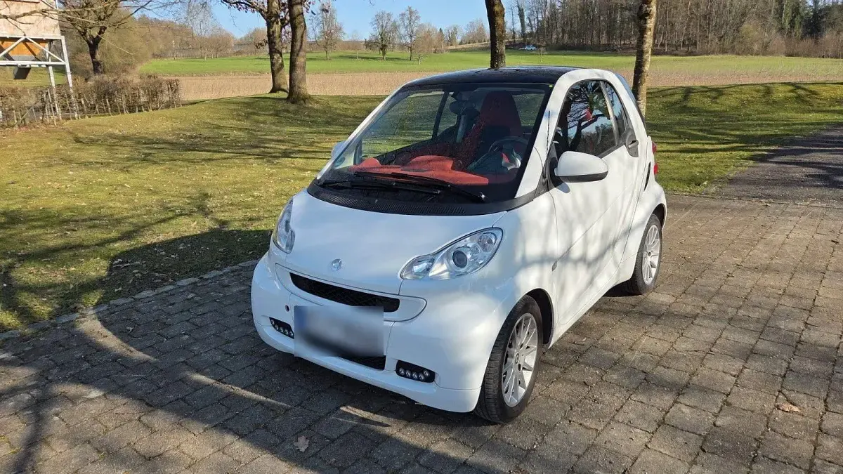 Używany Smart ForTwo Coupé 71 KM (52 kW) 2011 Biały Coupe
