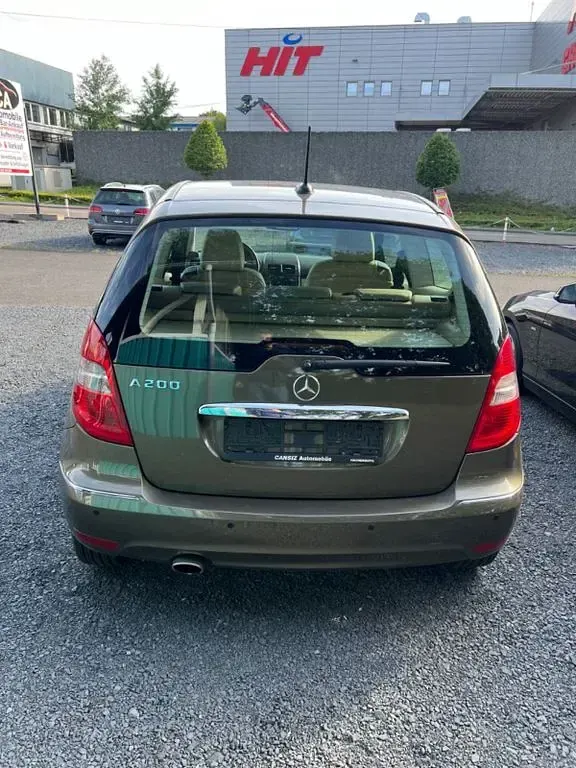 Gebraucht Mercedes A200 136 PS (100 kW) 2009 Braun