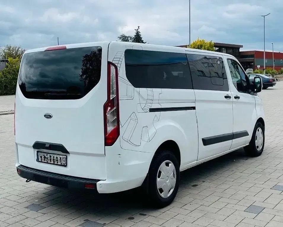 Gebraucht Ford Transit Custom 170 PS (125 kW) 2019 Weiß Van / Kleinbus