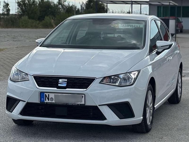Weiß Gebraucht 2019 Seat Ibiza Limousine | 10.700 € (Fairer Preis) - Bild 1/4