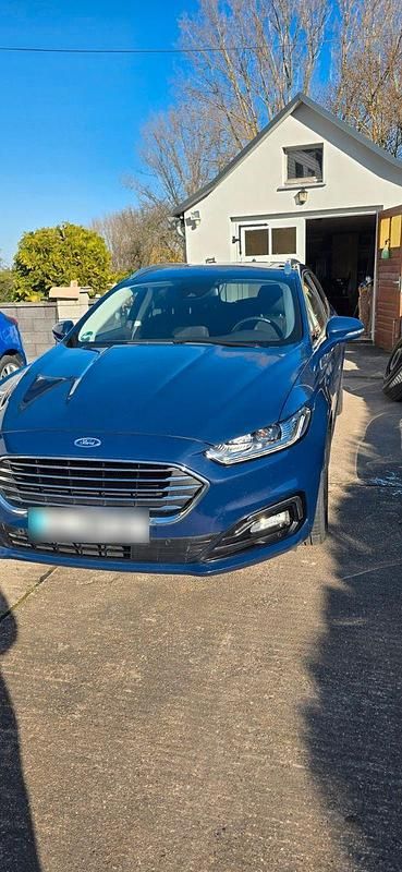 Gebraucht Ford Mondeo Titanium 150 PS (110 kW) 2020 Blau Kombi