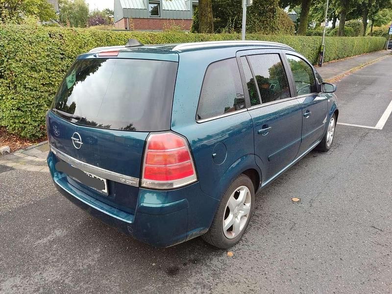 Gebraucht Opel Zafira 120 PS (88 kW) 2007 Van / Kleinbus