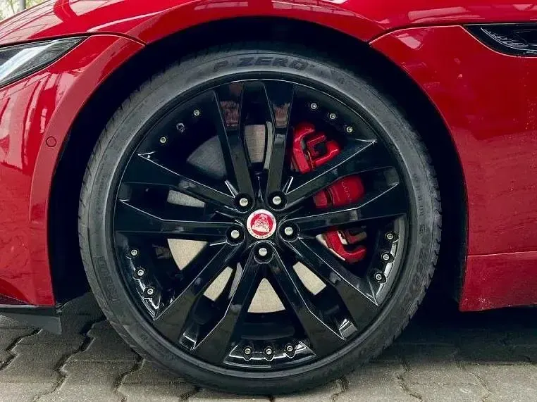 Usata Jaguar F-Type R-Dynamic 450 CV (330 kW) 2022 Rosso Cabrio