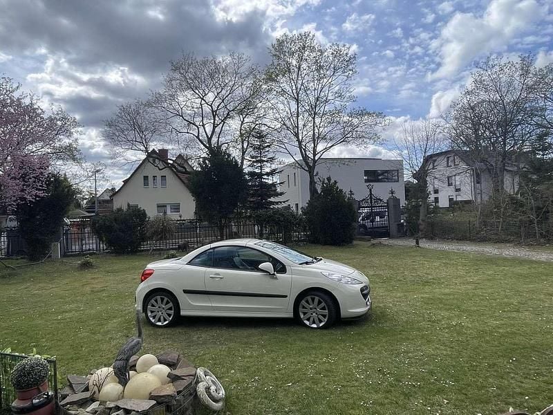 Gebraucht Peugeot 207 Sport 120 PS (88 kW) 2008 Beige Cabrio