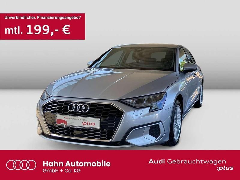 Florettsilber metallic Gebraucht 2024 Audi A3 Advanced Limousine | 25.930 € (Superpreis) - Bild 1/3
