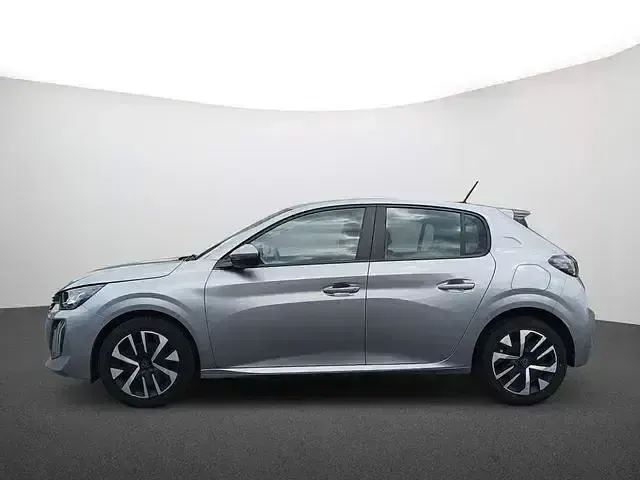 Gebraucht Peugeot 208 Active 101 PS (74 kW) 2024 Grau Kleinwagen