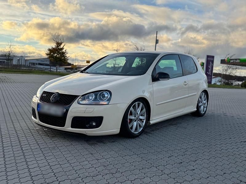 Andere farben Gebraucht 2008 VW Golf V GTI Kleinwagen | 5.000 € - Bild 1/4