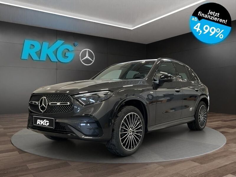 Grau Gebraucht 2025 Mercedes GLC300e AMG SUV | 78.280 € (Teuer) - Bild 1/4