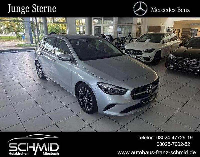 Silber hightechsilber Gebraucht 2024 Mercedes B200 Progressive Van / Kleinbus | 35.450 € (Etwas zu teuer) - Bild 1/4