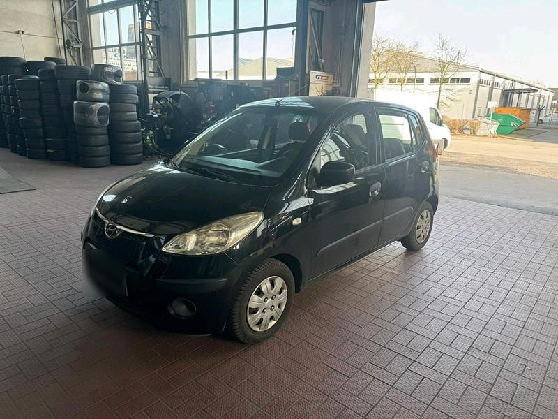 Gebraucht Hyundai i10 67 PS (49 kW) 2009 Schwarz Kleinwagen