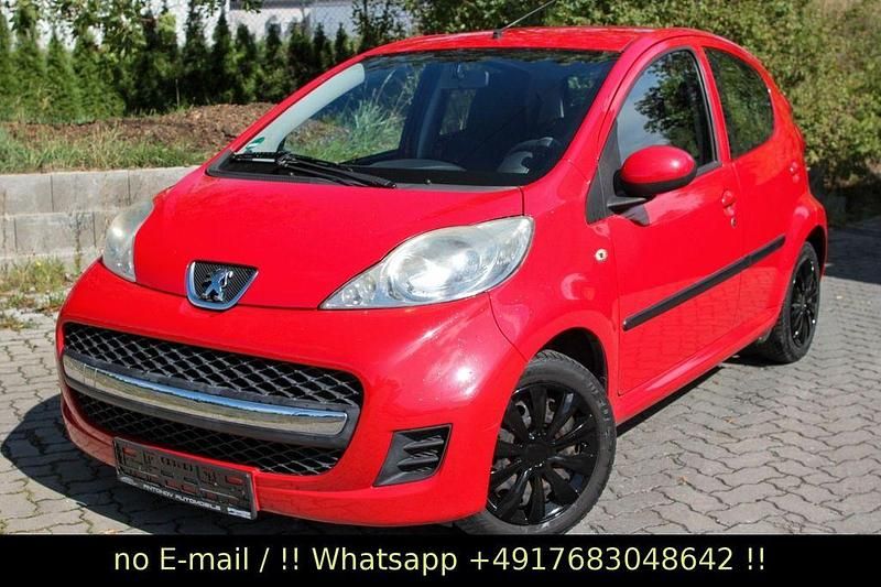 Gebraucht Peugeot 107 Filou 68 PS (50 kW) 2009 Rot Kleinwagen