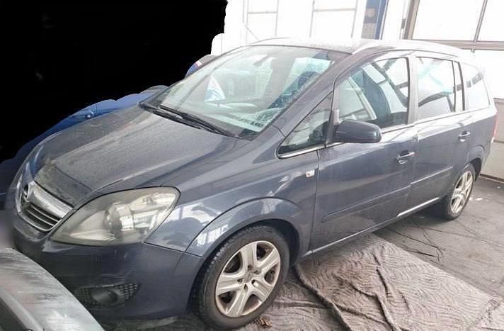Gebraucht Opel Zafira 140 PS (102 kW) 2007 Grau Van / Kleinbus
