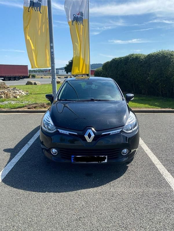 Schwarz Gebraucht 2015 Renault Clio IV LIMITED Kleinwagen | 6.500 € (Fairer Preis) - Bild 1/4