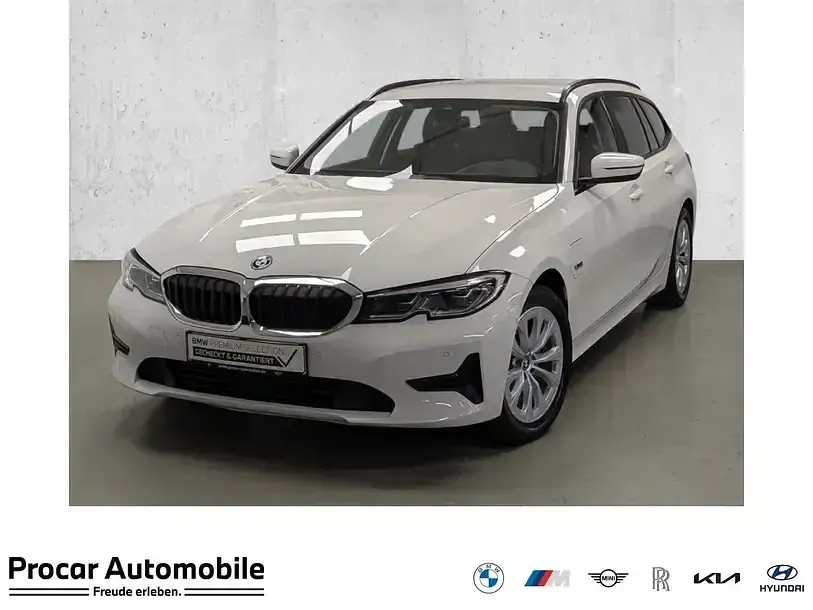 Gebraucht BMW 320e Sport Line 204 PS (150 kW) 2021 Kombi