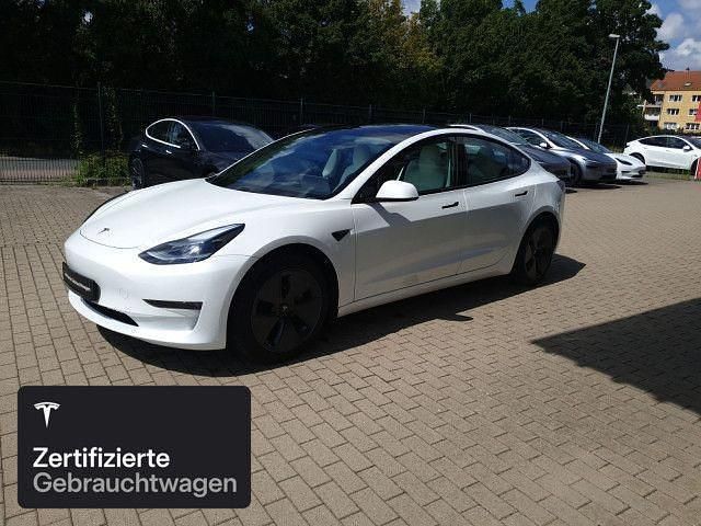 Weiß Gebraucht 2021 Tesla Model 3 Long Range Limousine | 30.500 € (Fairer Preis) - Bild 1/4