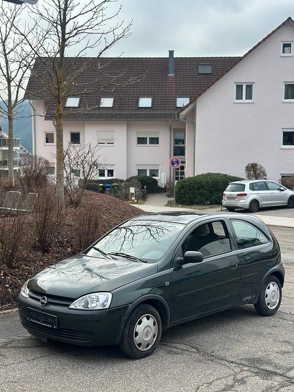Grün Gebraucht 2004 Opel Corsa Kleinwagen | 350 € (Superpreis) - Bild 1/3