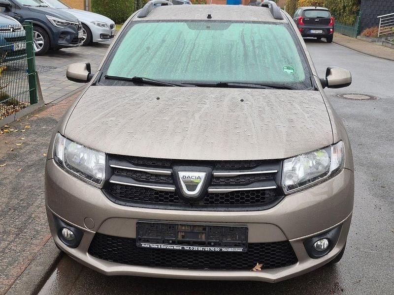 Beige Gebraucht 2014 Dacia Logan MCV Ambiance Limousine | 2.900 € (Fairer Preis) - Bild 1/4