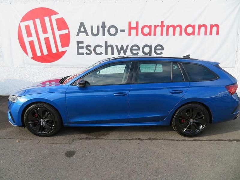 Gebraucht Skoda Octavia RS 200 PS (147 kW) 2022 Raceblau Kombi