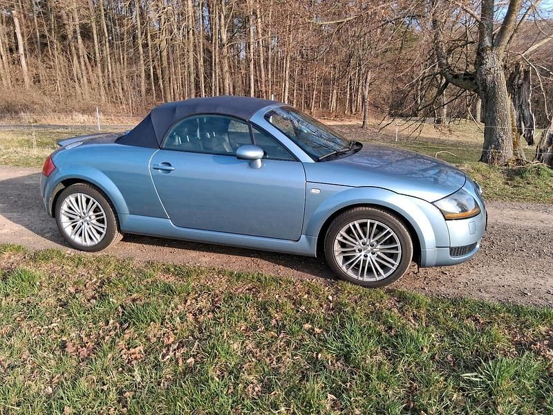 Gebraucht Audi TT Roadster 150 PS (110 kW) 2005 Blau Cabrio