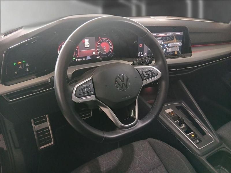 Gebraucht VW Golf VIII Move 116 PS (85 kW) 2024 Grau Limousine